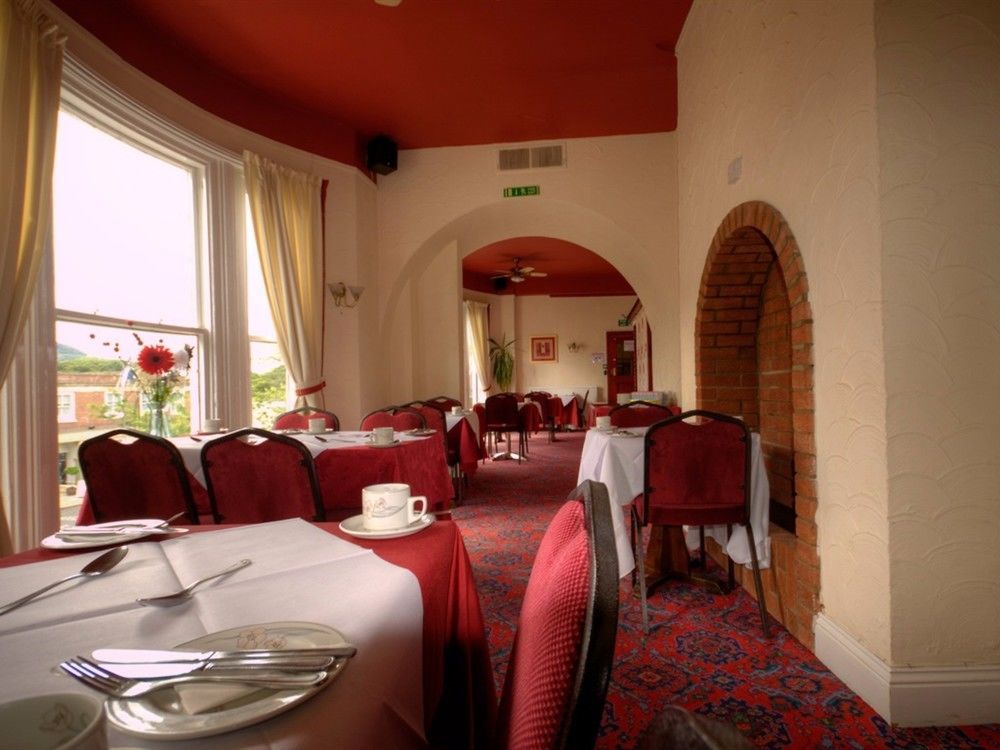 The Dickens Bar & Bed & Breakfast Scarborough